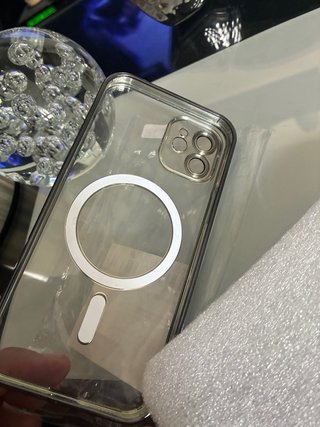 Custodia iPhone 12 MagSafe Trasparente