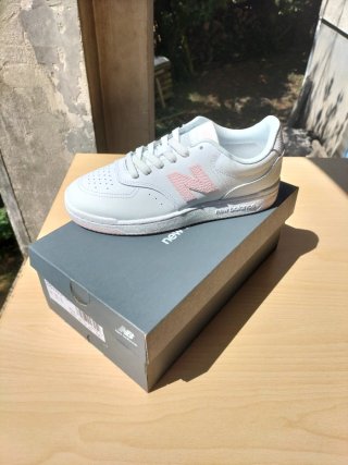 Zapatillas New Balance BBW80 Rosa y Blanco