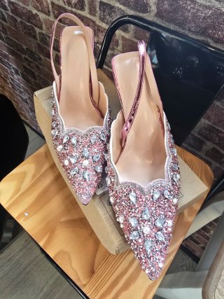Tacones fiesta rosas y plateados con pedrería