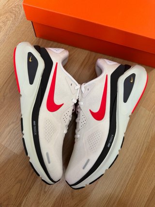 Zapatillas Nike Running Blancas Rojas