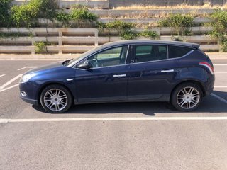 Lancia Delta 2010