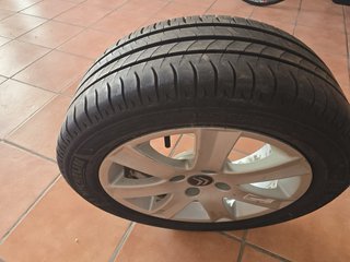 Rueda 195/55 R16 + Llanta Aluminio 16