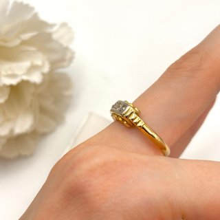 Anillo oro 18kt con diamantes talla antigua