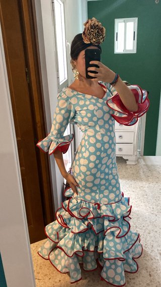 Traje de flamenca lunares