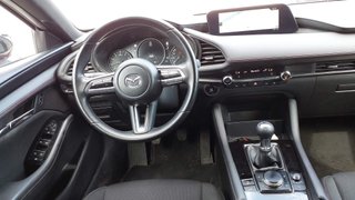 Mazda3 - Desde 355€ al mes ¡sin entrada!