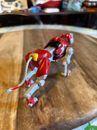 Voltron Leone Rosso Playmates 2017