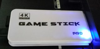Consola de videojuegos con mandos - 4000 juegos