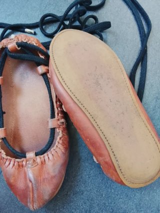 Abarcas cuero marrón Talla 31