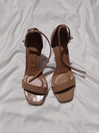 Sandalias Vizzano Beige Tacon