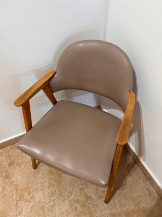 Sedia Guilleumas Pelle e Legno Anni '60