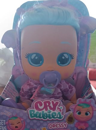 Cry Babies Dressy Muñeca