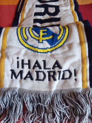 Bufanda Real Madrid CF
