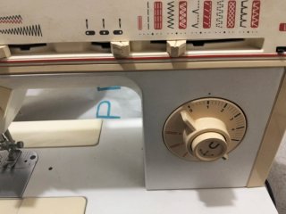 Máquina de coser Singer HI-11