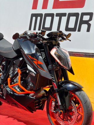 KTM 1290 SuperDuke R