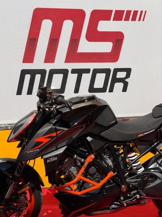 KTM 1290 SuperDuke R