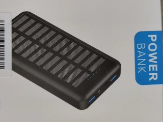 Powerbank con ricarica Solare con luce led Nuova