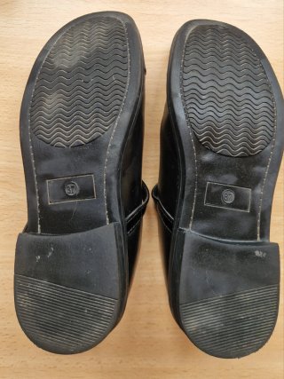 Zapatos de vestir negros para mujer
