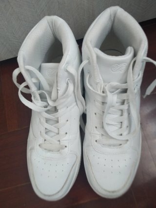 Zapatillas altas blancas chica talla 39
