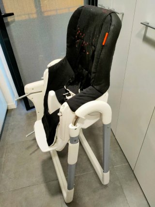 Trona marca Beaba