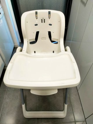 Trona marca Beaba