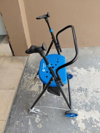Andador Plegable Azul