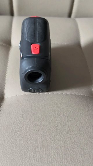 Telémetro láser Bushnell V5