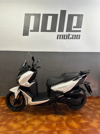Sym Joyride 300cc Maxi Scooter