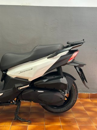 Sym Joyride 300cc Maxi Scooter