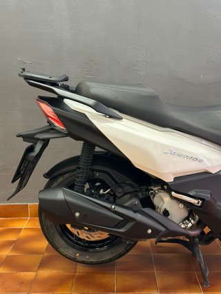 Sym Joyride 300cc Maxi Scooter