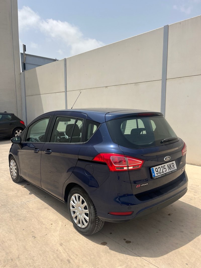 Ford B-MAX 2013 - foto 1