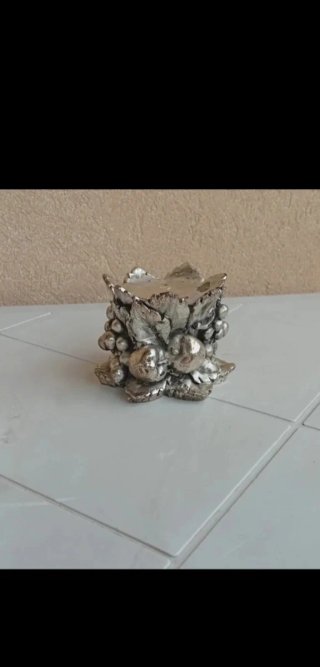 Decorazione vintage argento frutta