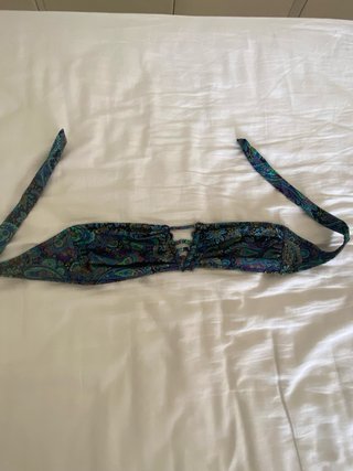 Bikini Oysho Azul y Morado