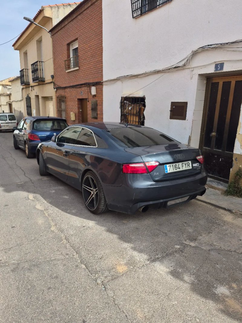 Audi A5 2008 - foto 1