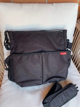 Bolso Skip Hop Negro para Carro Bebé