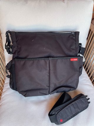 Bolso Skip Hop Negro para Carro Bebé