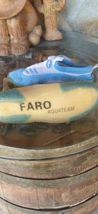 Escarpines Faro Aquateam Talla 38