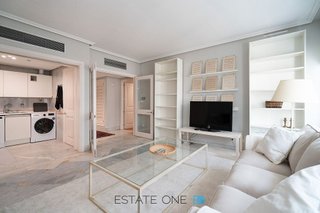 Piso en alquiler en Almagro en Madrid