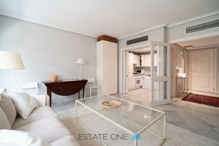 Piso en alquiler en Almagro en Madrid