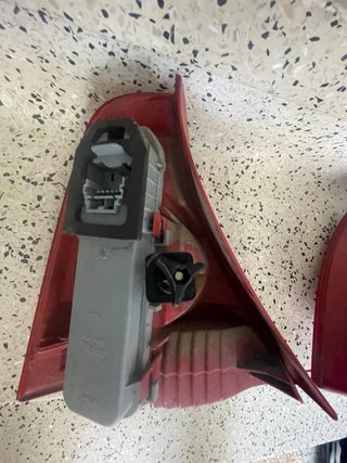 Faros Traseros Renault Clio 2004