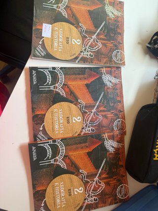 Xeografía e Historia, 2 ESO, Galicia, Operación...