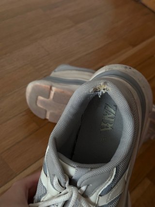 Zapatillas Zara Talla 37 Gris y Blanco