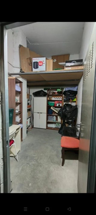 Piso con plaza de garaje y trastero, amueblada