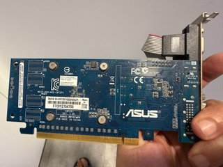 ASUS EN210 Silent 1GB DDR3 PCI Express