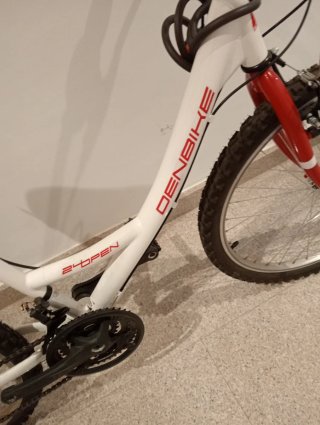 Bicicleta DENBIKE blanca y roja