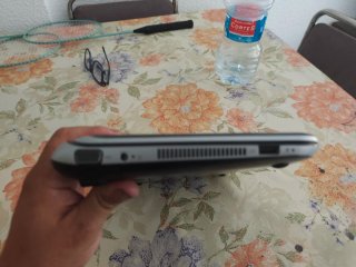 HP Mini Portátil Negro/Gris