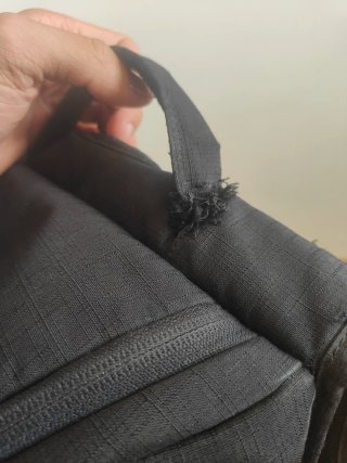 Mochila Quiksilver Negra con tara