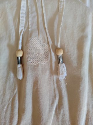Vestido ligero bordado arena degradado