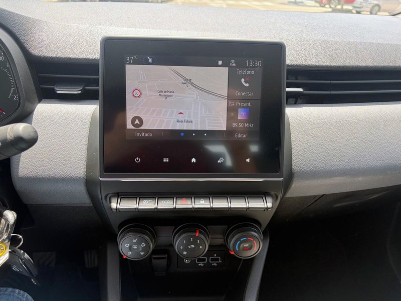 Renault Clio 2022, foto 10