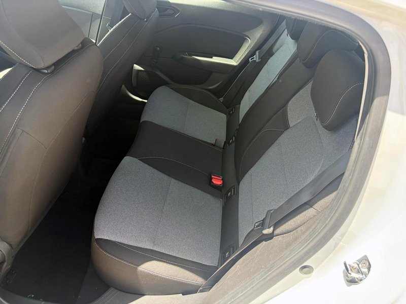 Renault Clio 2022, foto 13