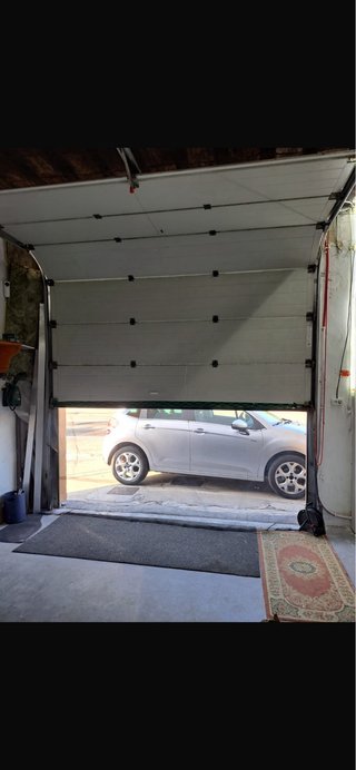 Puerta de garaje  pvc, en buen estado ya desmontad